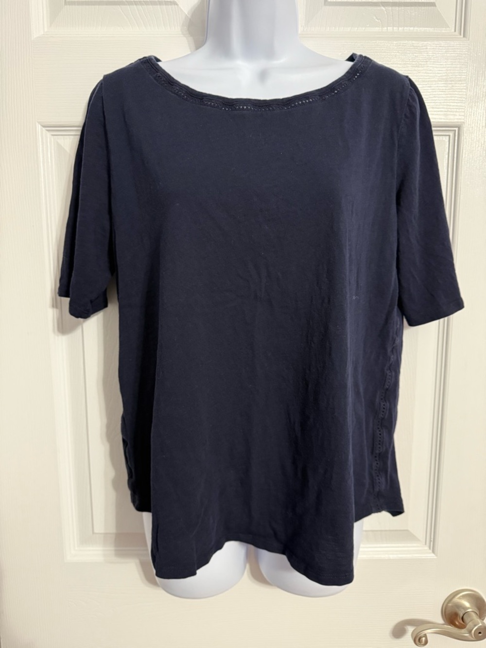 LOFT Navy Short-Sleeve Scoop Neck Tee with cut out design